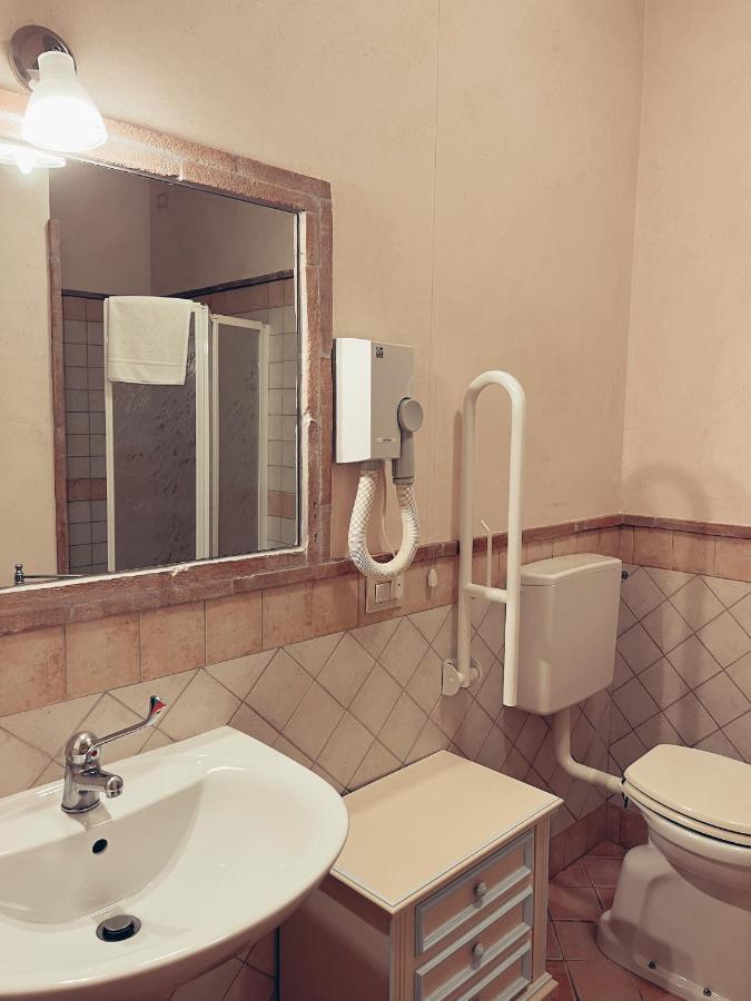 Residenze L'Alberata Guest House Collazzone ภายนอก รูปภาพ
