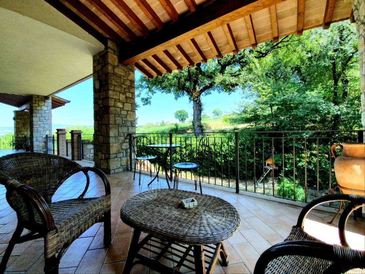 Residenze L'Alberata Guest House Collazzone ภายนอก รูปภาพ